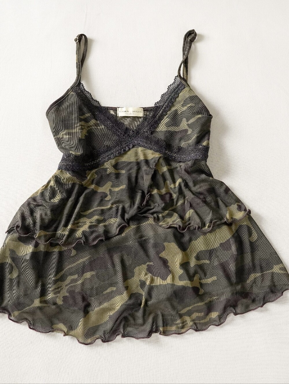 Frankee & Skylarr Camo Lace Ruffle Mesh Cami Top Small